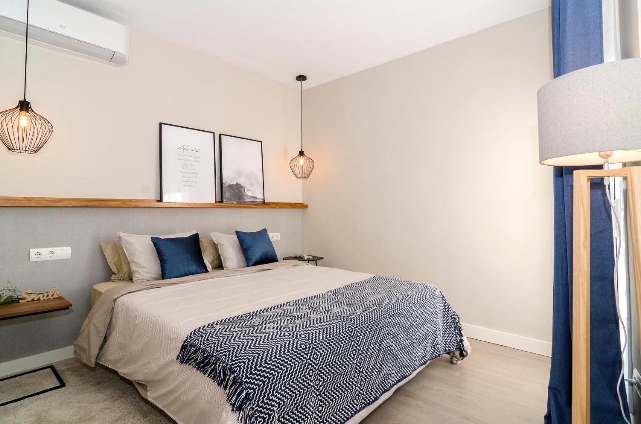 Sitges Spaces Deluxe Centre Apartment מראה חיצוני תמונה